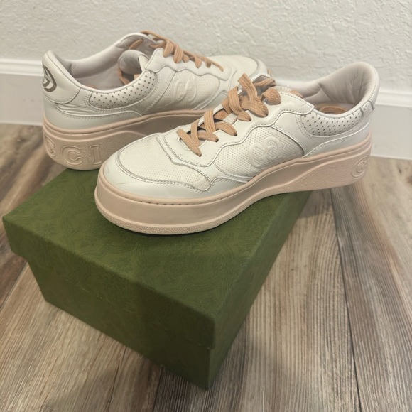 Gucci GG sneakers - Picture 1 of 7